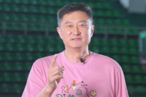 杜锋邀你报考华师：昔日靠经验带队 现学心理学提高沟通效能