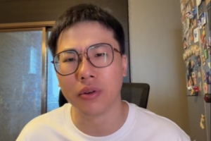 解说：资深艺术家赵继伟初战告捷锁定胜利，祝贺中国男篮成功晋级