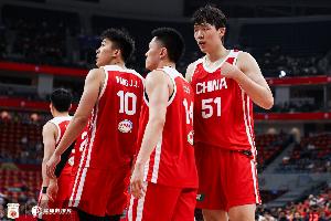 王俊杰与杨瀚森被召回，中国男篮主场失利原因成谜